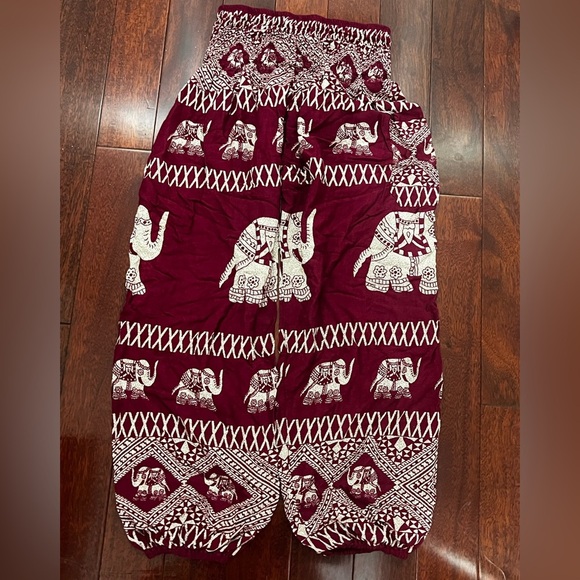 Elephant Print Harem Pants - Maroon - Picture 5 of 5
